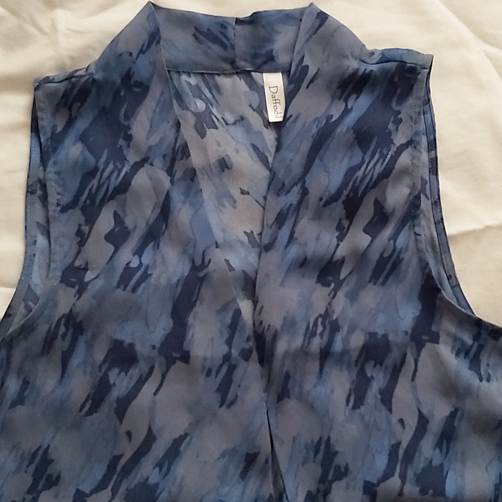 Womens Blouse - Picture 3 of 9